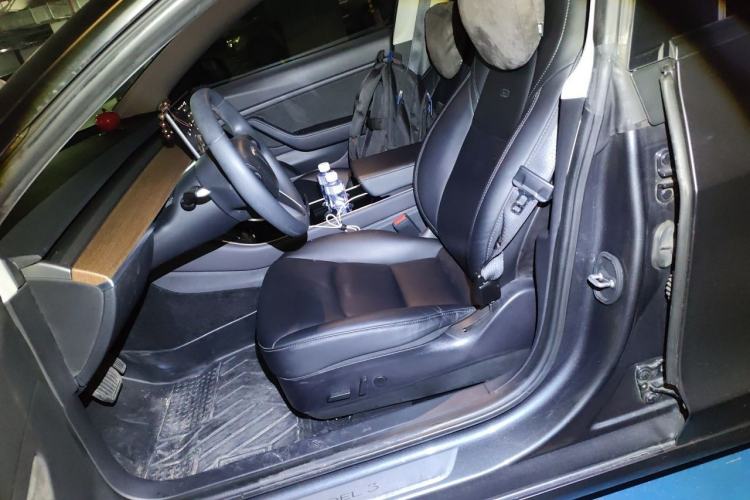 Used Tesla Model 3 2019 Standard Range Rear-Wheel Drive Upgraded Version (60 kWh) Left Front Seat