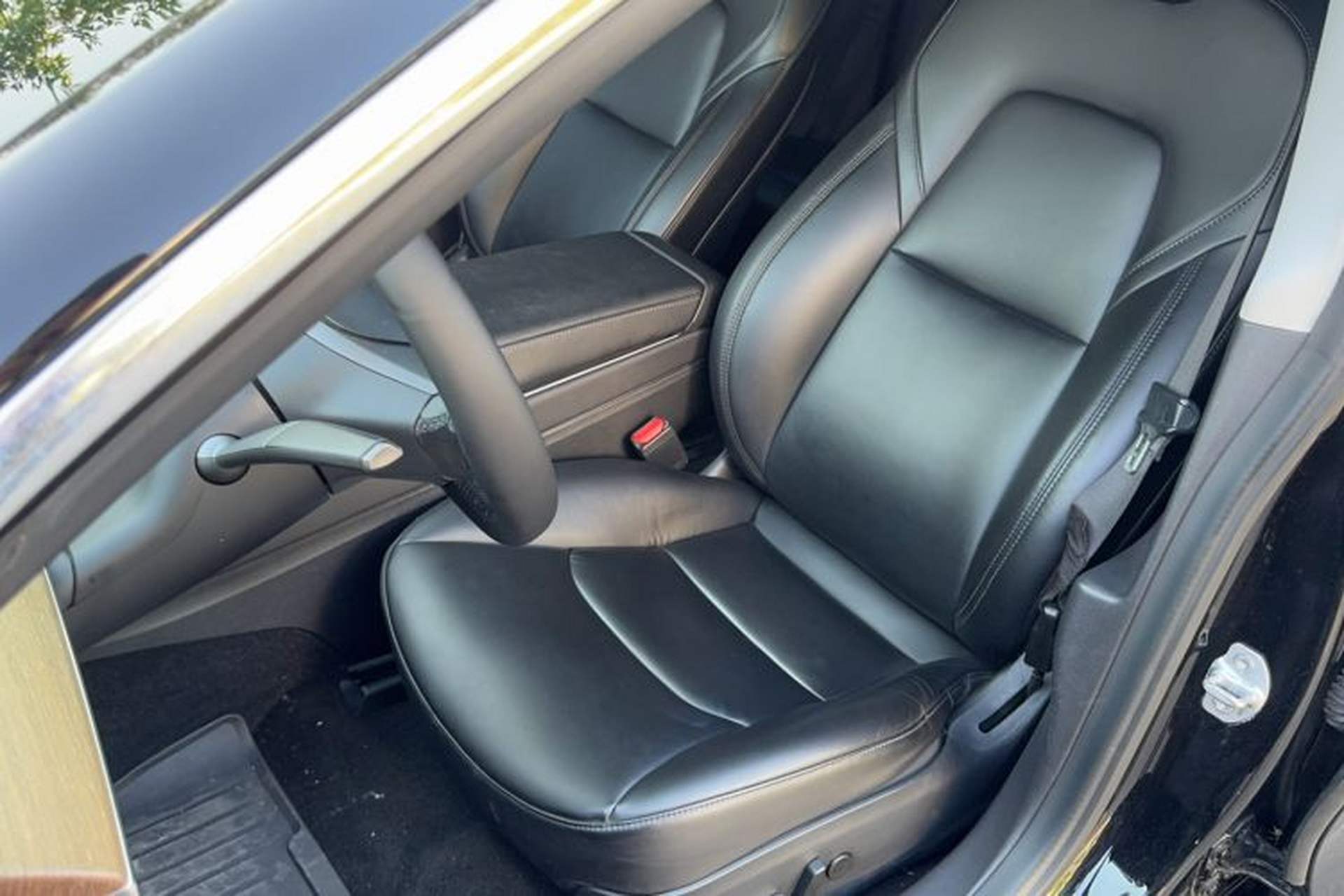 Used Tesla Model 3 2019 Standard Range Rear-Drive Upgraded Version Left Front Seat