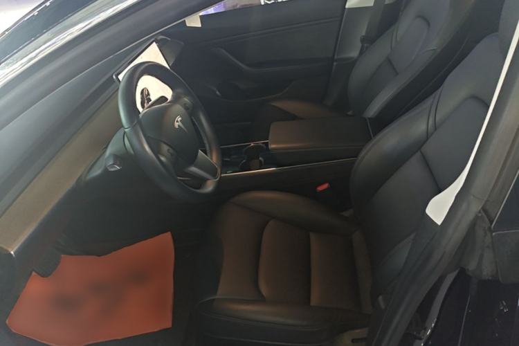 Used Tesla Model 3 2019 Long-Range Rear-Wheel-Drive Version Left Front Seat