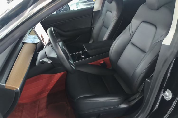 Used Tesla Model 3 2019 Long-Range Rear-Wheel-Drive Version Left Front Seat