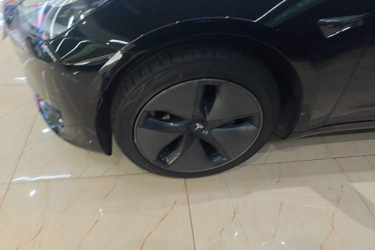Used Tesla Model 3 2019 Standard Range Rear-Drive Upgraded Version Left Front Wheel Hub