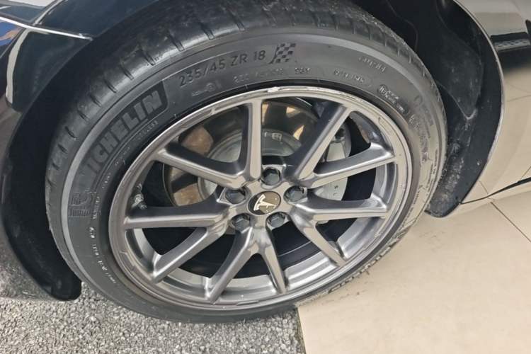 Used Tesla Model 3 2019 Standard Range Rear-Drive Upgraded Version Left Front Wheel Hub
