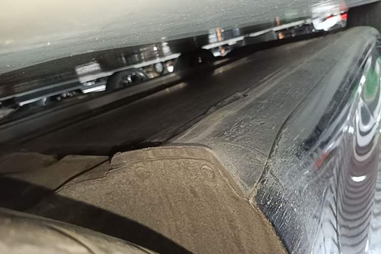 Used Tesla Model 3 2019 Performance High-Performance All-Wheel-Drive Version Left Side Sill