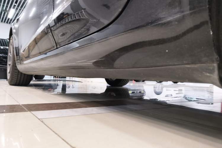 Used Tesla Model 3 2019 Standard Range Rear-Drive Upgraded Version Left Side Sill