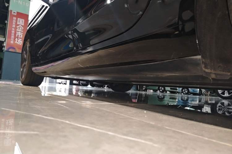 Used Tesla Model 3 2019 Standard Range Rear-Drive Upgraded Version Left Side Sill