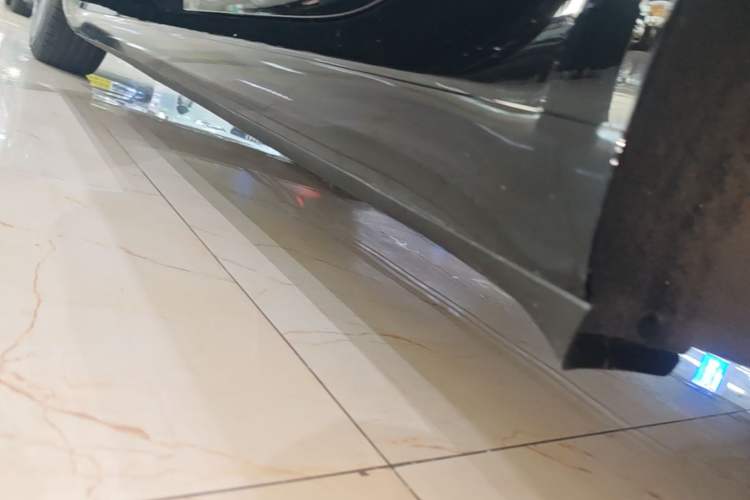 Used Tesla Model 3 2019 Standard Range Rear-Drive Upgraded Version Left Side Sill