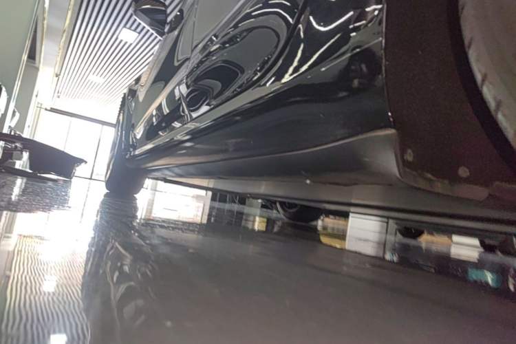 Used Tesla Model 3 2019 Standard Range Rear-Drive Upgraded Version Left Side Sill