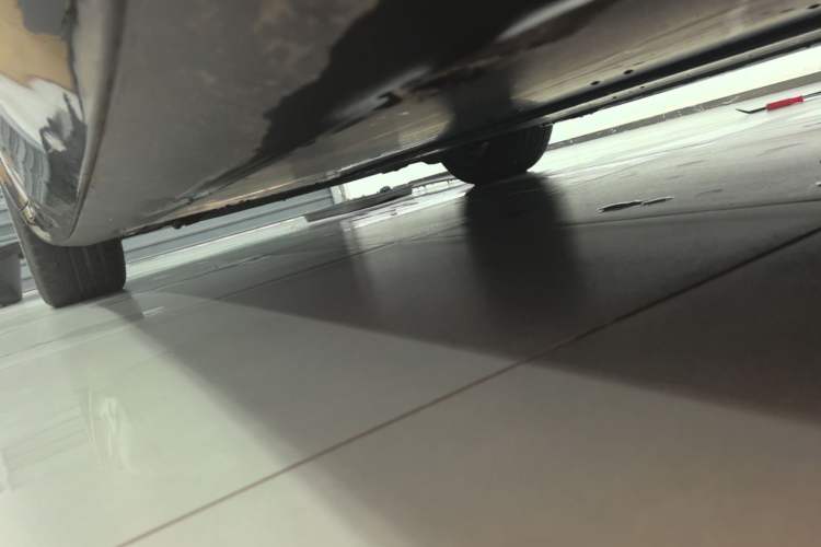 Used Tesla Model 3 2019 Standard Range Rear-Drive Upgraded Version Left Side Sill