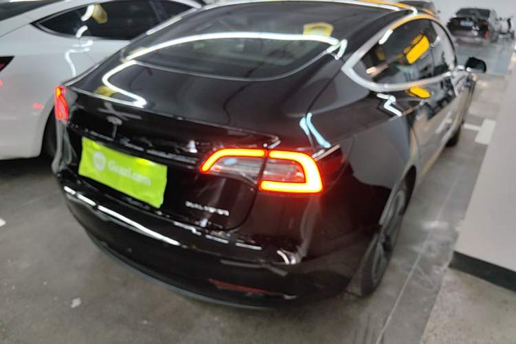 Used Tesla Model 3 2019 Long-Range All-Wheel-Drive Version Rear Right 45 Deg
