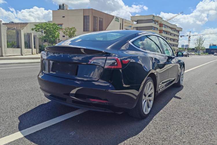 Used Tesla Model 3 2019 Long-Range Rear-Wheel-Drive Version Rear Right 45 Deg