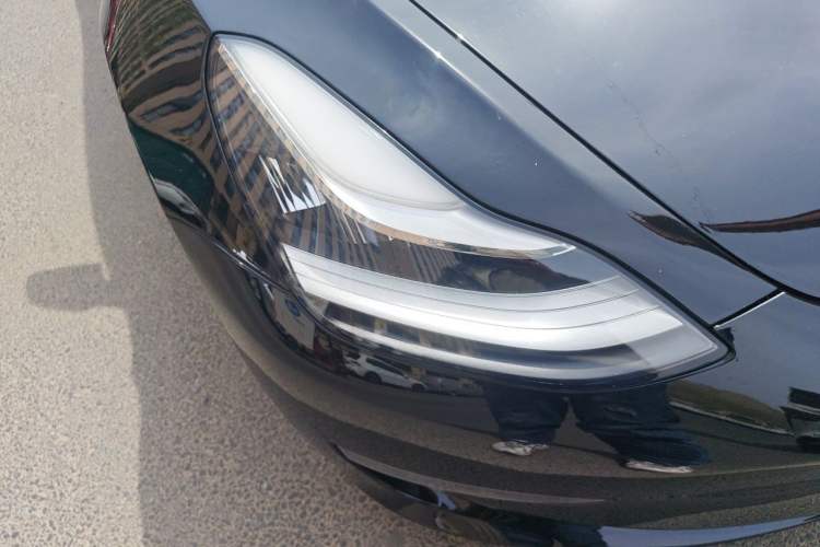 Used Tesla Model 3 2019 Long-Range All-Wheel-Drive Version Right Front Headlight