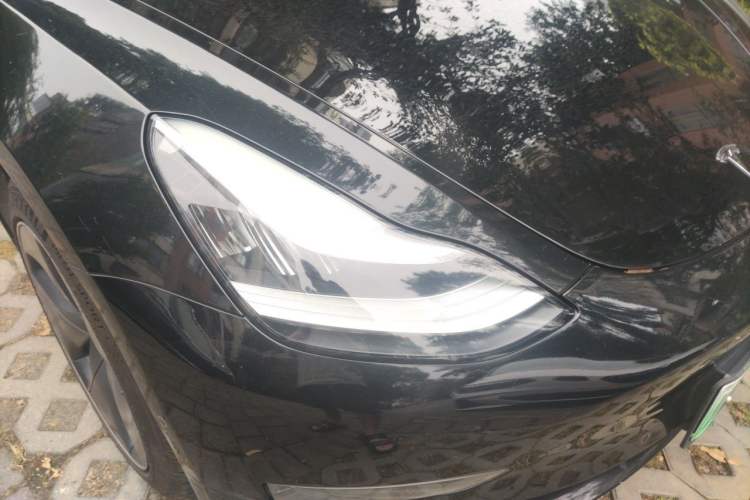 Used Tesla Model 3 2019 Long-Range Rear-Wheel-Drive Version Right Front Headlight