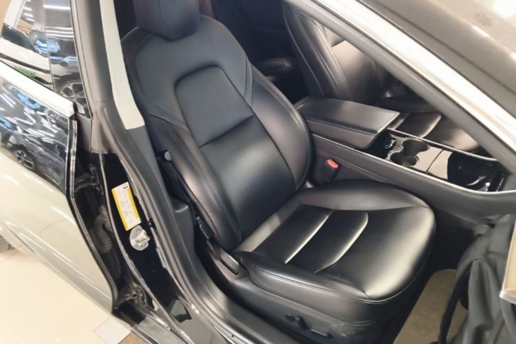 Used Tesla Model 3 2019 Standard Range Rear-Drive Upgraded Version Right Front Seat