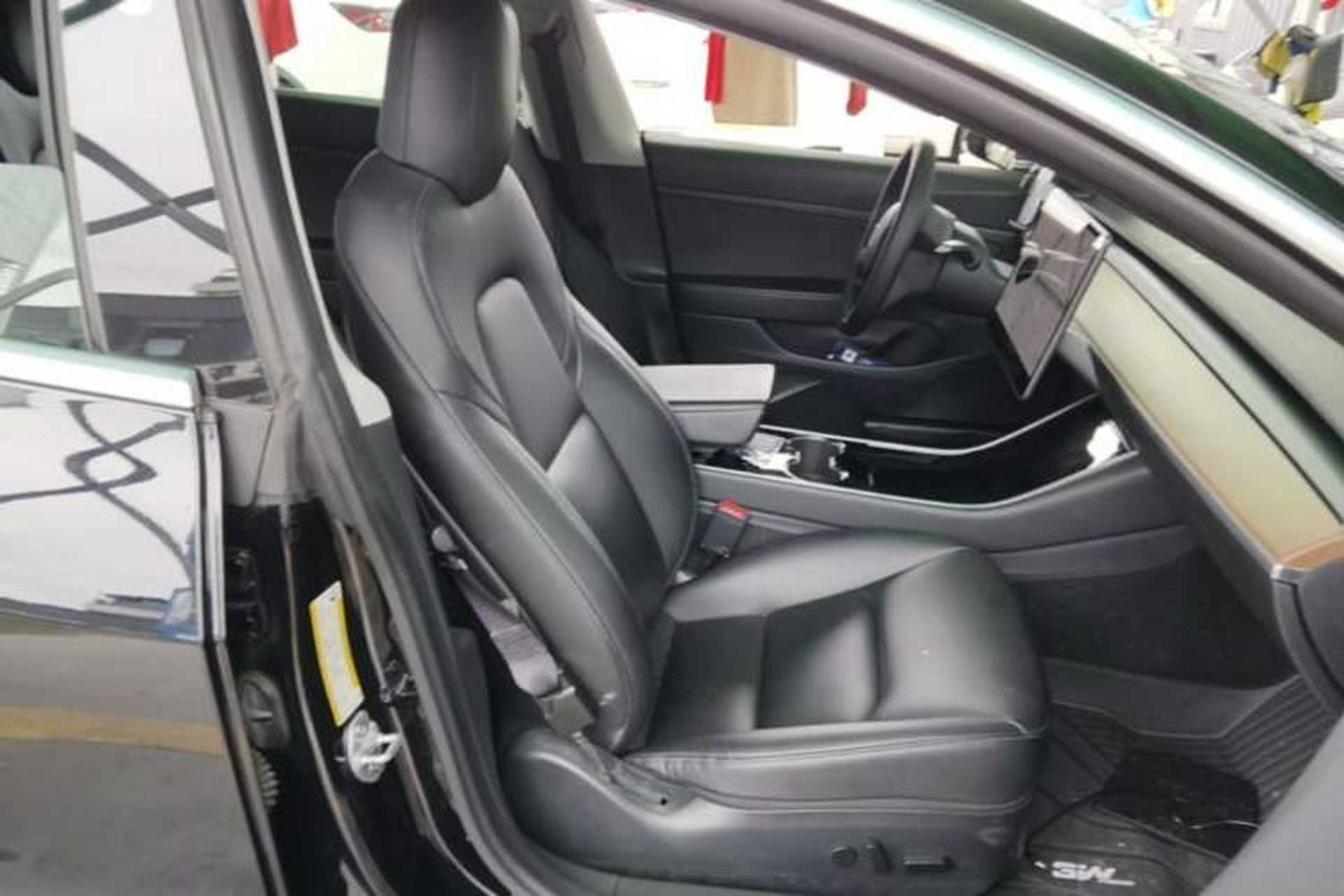 Used Tesla Model 3 2019 Standard Range Rear-Drive Upgraded Version Right Front Seat