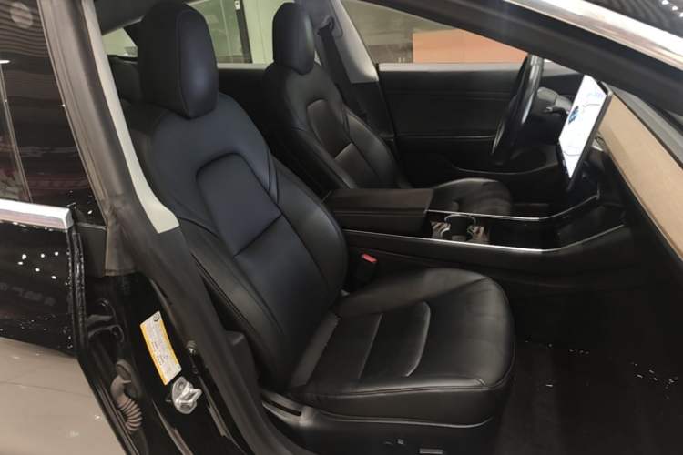 Used Tesla Model 3 2019 Standard Range Rear-Drive Upgraded Version Right Front Seat