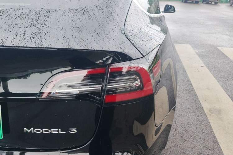 Used Tesla Model 3 2019 Standard Range Rear-Drive Upgraded Version Right Rear Taillight