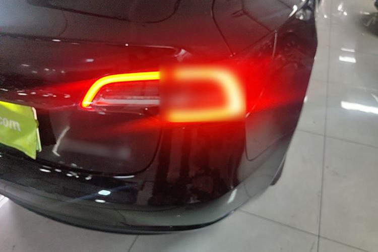 Used Tesla Model 3 2019 Standard Range Rear-Drive Upgraded Version Right Rear Taillight