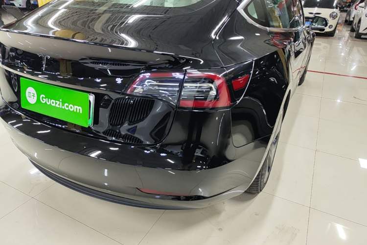 Used Tesla Model 3 2019 Long-Range Rear-Wheel-Drive Version Right Rear Taillight