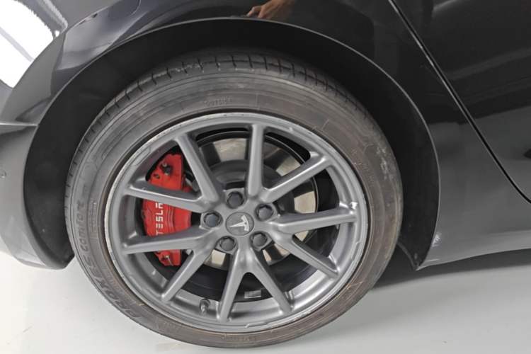 Used Tesla Model 3 2019 Standard Range Rear-Drive Upgraded Version Right Rear Wheel Hub