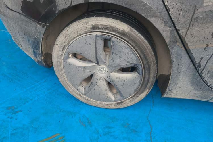 Used Tesla Model 3 2019 Standard Range Rear-Drive Upgraded Version Right Rear Wheel Hub