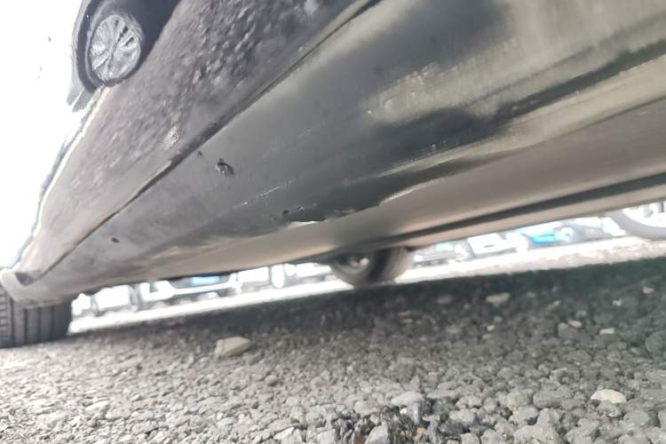 Used Tesla Model 3 2019 Standard Range Rear-Drive Upgraded Version Right Side Sill