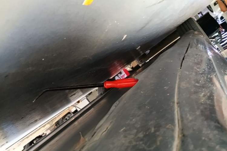 Used Tesla Model 3 2019 Standard Range Rear-Drive Upgraded Version Right Side Sill