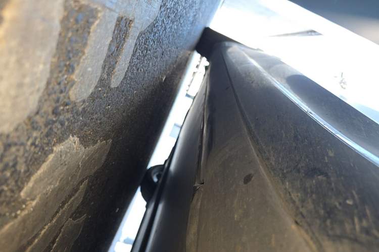 Used Tesla Model 3 2019 Standard Range Rear-Drive Upgraded Version Right Side Sill