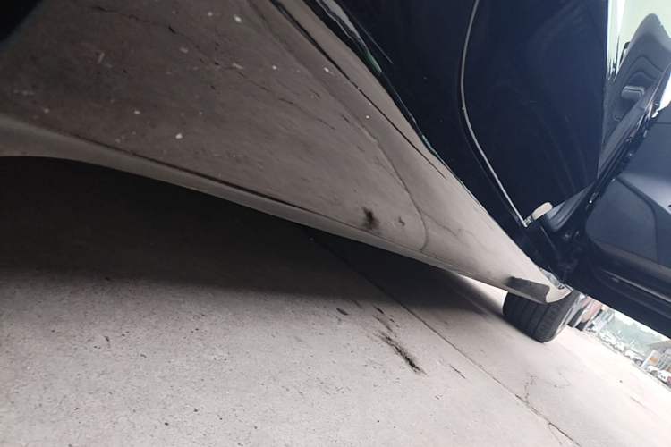 Used Tesla Model 3 2019 Standard Range Rear-Drive Upgraded Version Right Side Sill