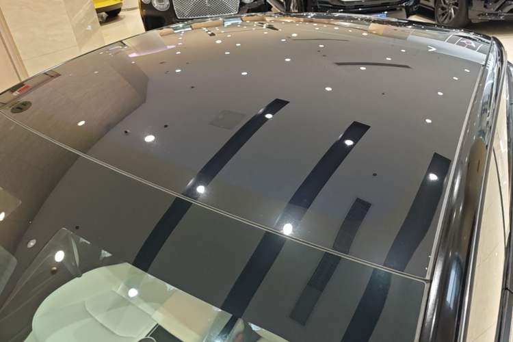 Used Tesla Model 3 2019 Long-Range All-Wheel-Drive Version Roof