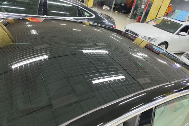 Used Tesla Model 3 2019 Long-Range Rear-Wheel-Drive Version Roof