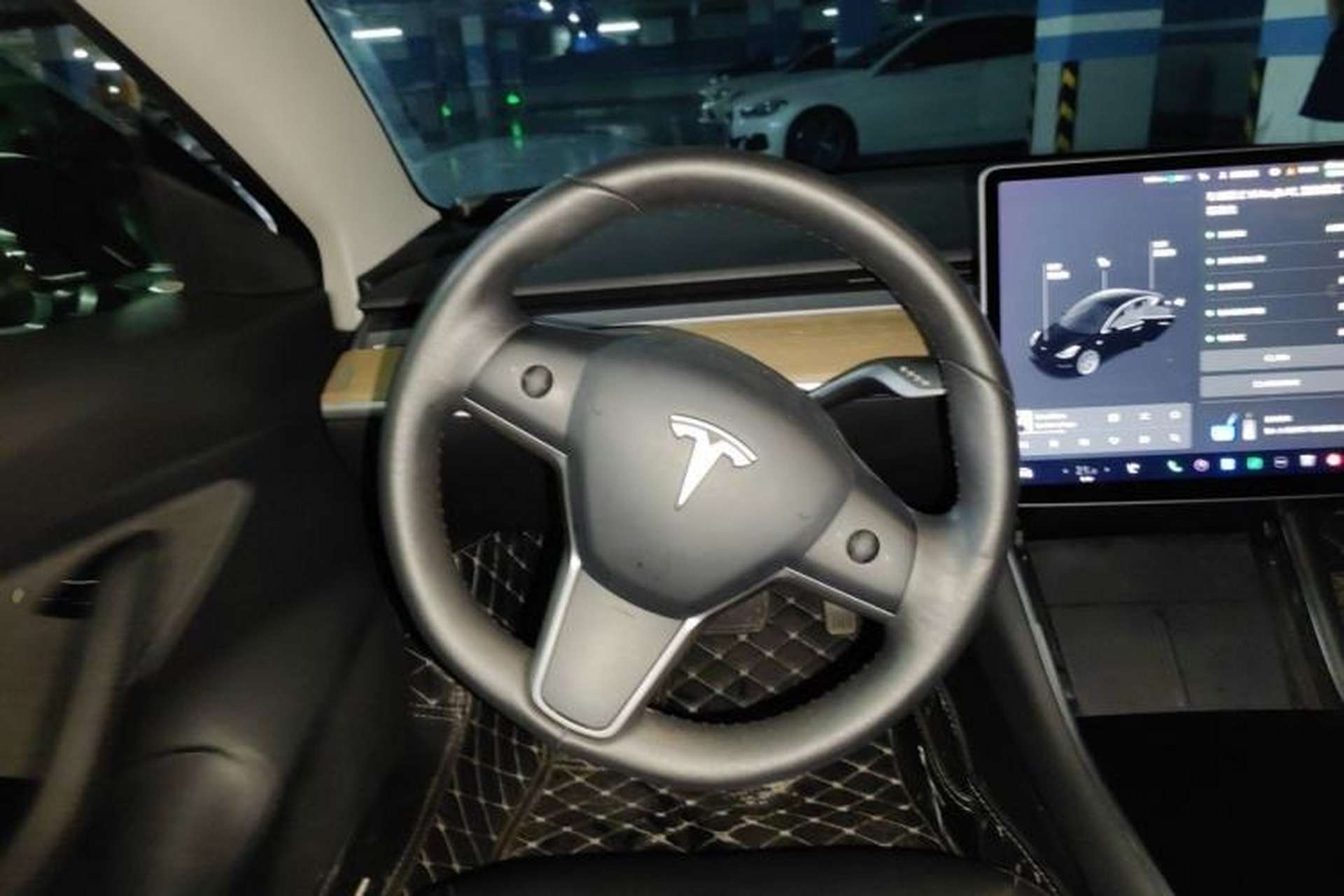 Used Tesla Model 3 2019 Standard Range Rear-Drive Upgraded Version Steering Wheel