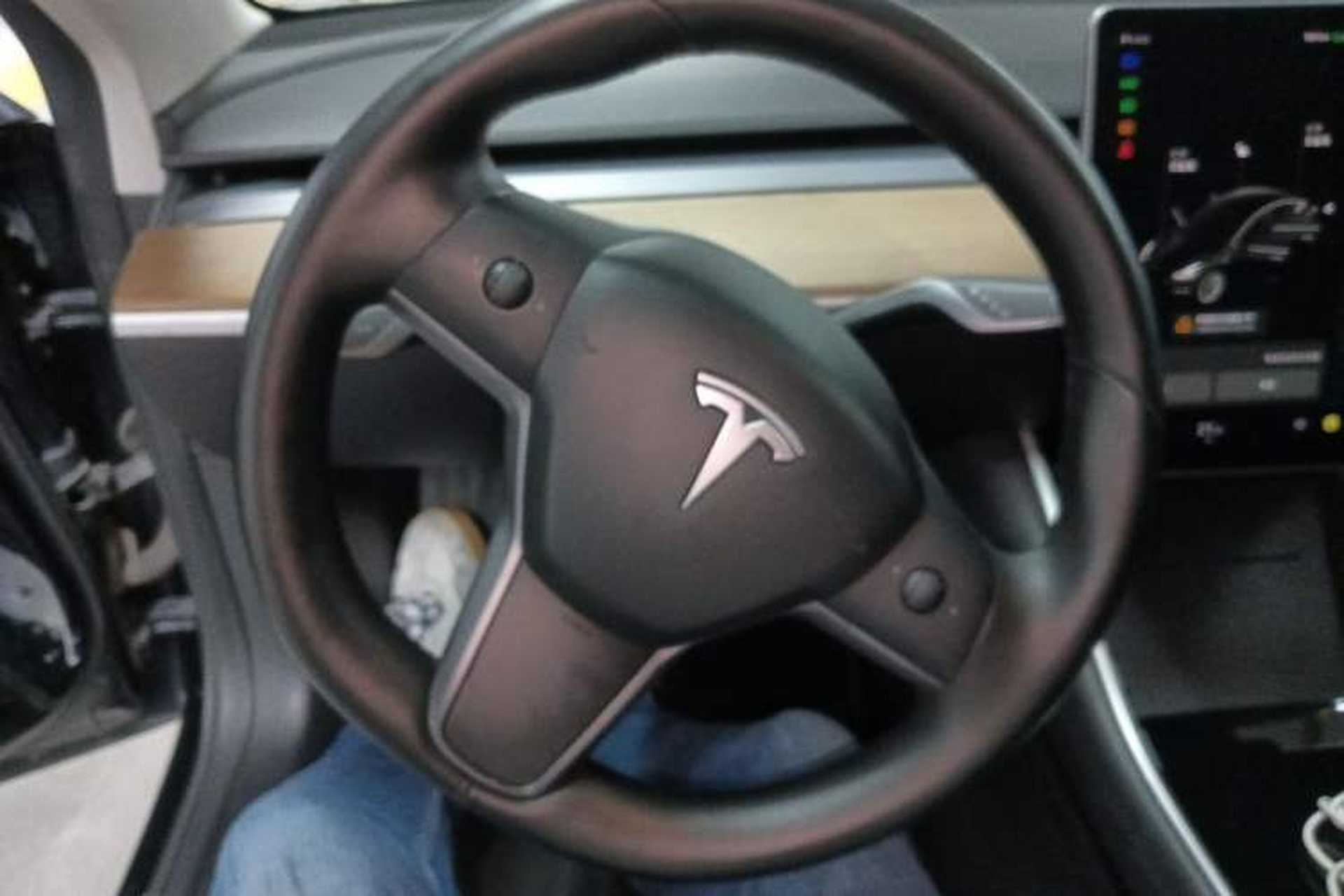 Used Tesla Model 3 2019 Long-Range Rear-Wheel-Drive Version Steering Wheel