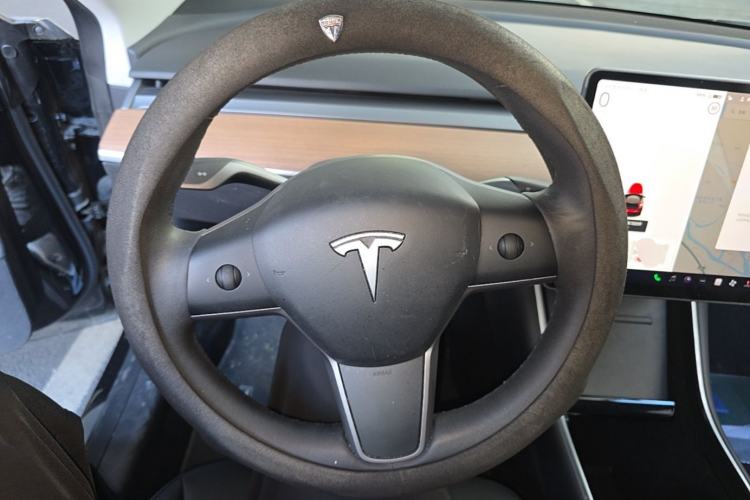 Used Tesla Model 3 2019 Standard Range Rear-Drive Upgraded Version Steering Wheel