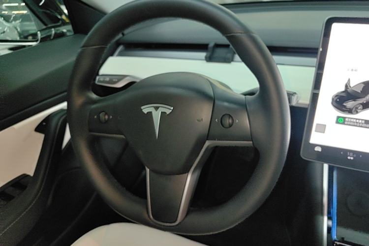 Used Tesla Model 3 2019 Long-Range All-Wheel-Drive Version Steering Wheel