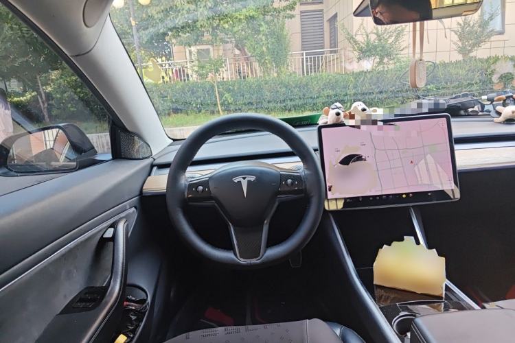 Used Tesla Model 3 2019 Long-Range All-Wheel-Drive Version Steering Wheel
