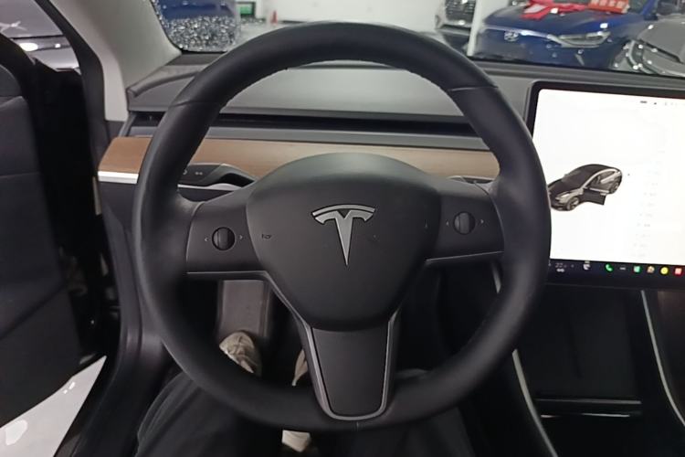 Used Tesla Model 3 2019 Long-Range All-Wheel-Drive Version Steering Wheel