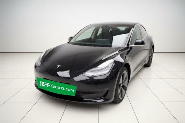 Ojetý Tesla Model 3 2019 Standard Range Rear-Drive Upgraded Version