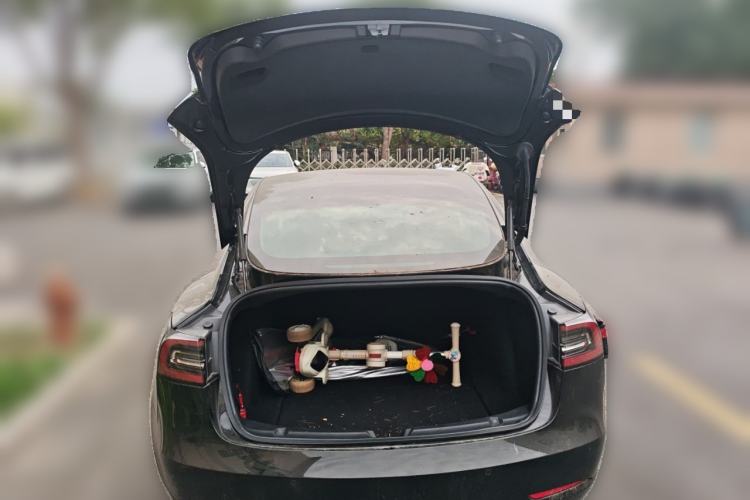 Used Tesla Model 3 2019 Long-Range Rear-Wheel-Drive Version Trunk