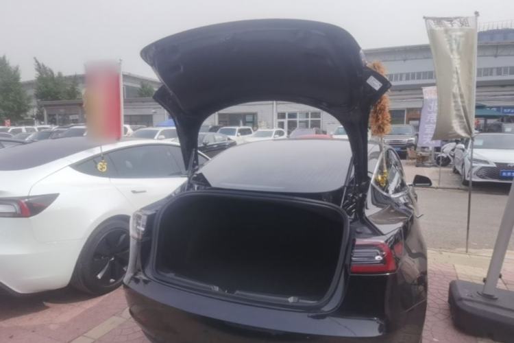 Used Tesla Model 3 2019 Long-Range All-Wheel-Drive Version Trunk
