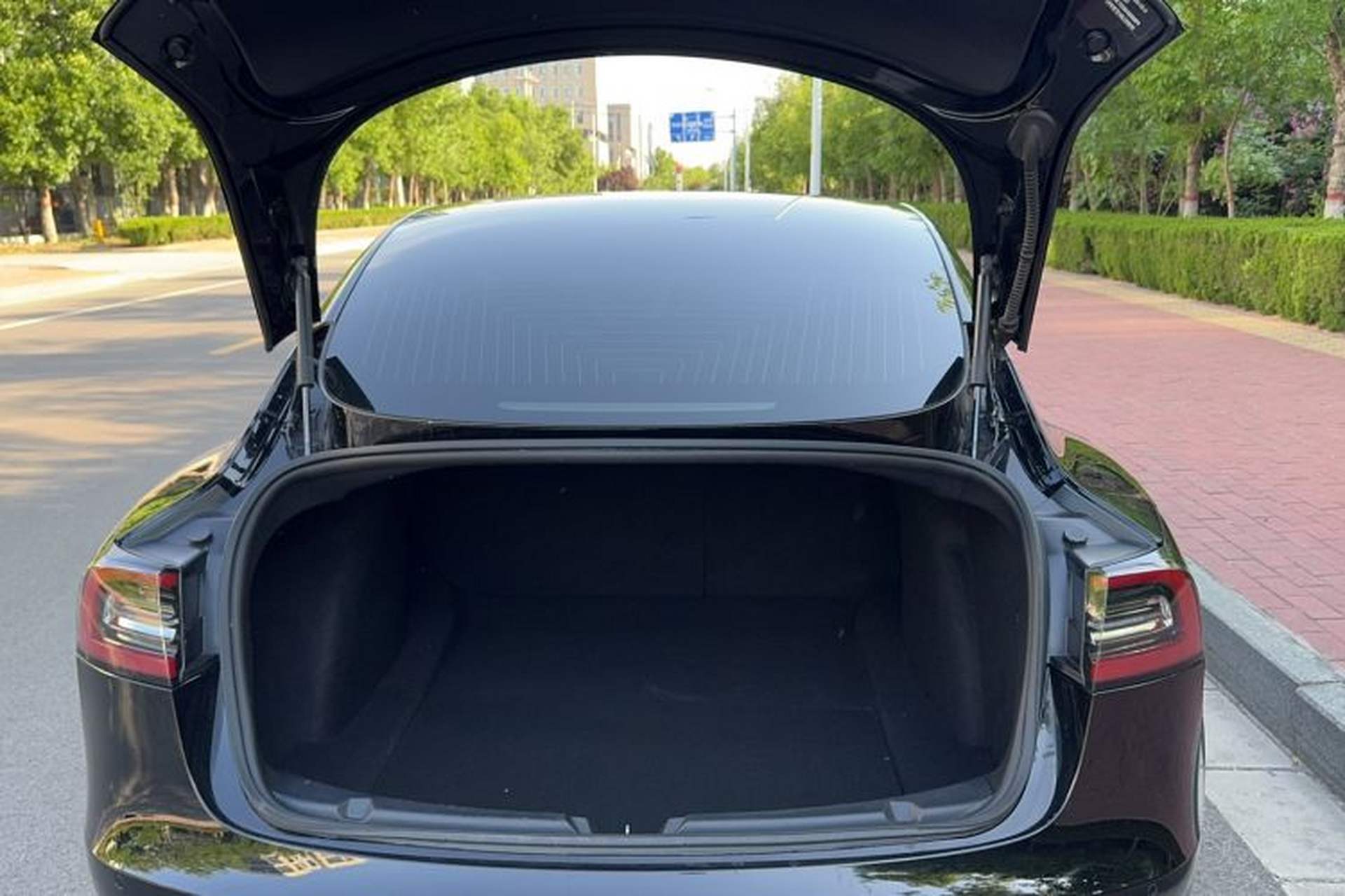Used Tesla Model 3 2019 Standard Range Rear-Drive Upgraded Version Trunk