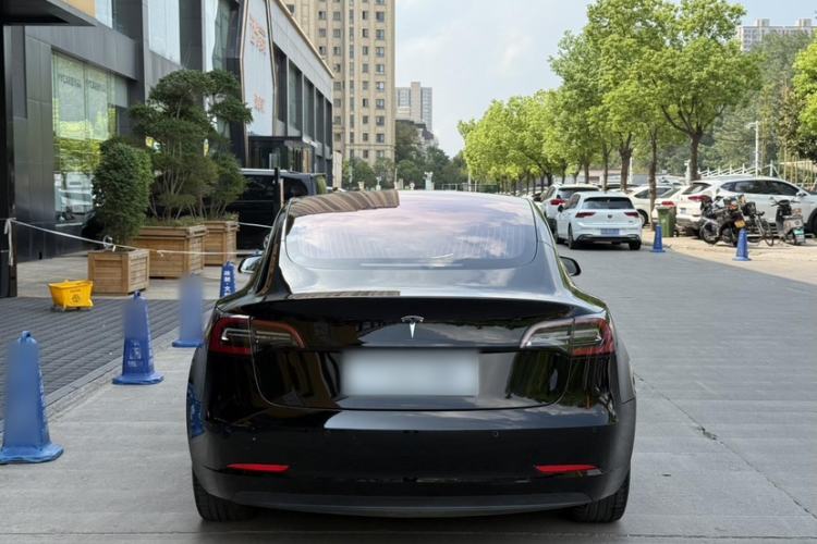 Used Tesla Model 3 2019 Long-Range Rear-Wheel-Drive Version Trunk