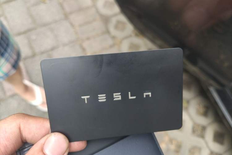 Used Tesla Model 3 2019 Long-Range Rear-Wheel-Drive Version Vehicle Key