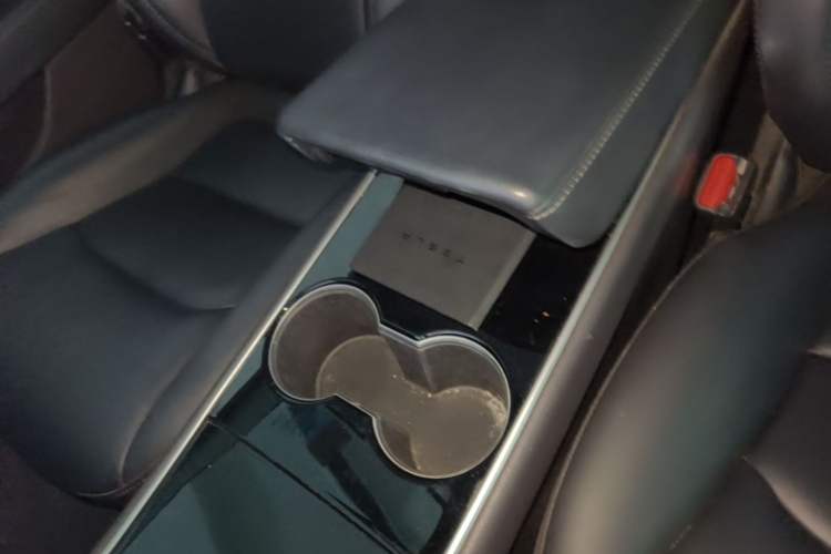 Used Tesla Model 3 2019 Long-Range Rear-Wheel-Drive Version Vehicle Key