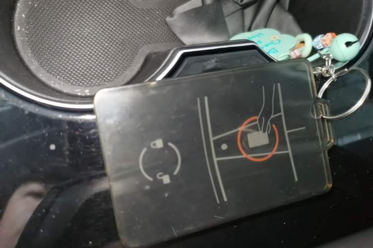 Used Tesla Model 3 2019 Long-Range Rear-Wheel-Drive Version Vehicle Key