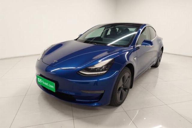 Tesla Model 3 2019 Long-Range Rear-Wheel-Drive Version مستعملة