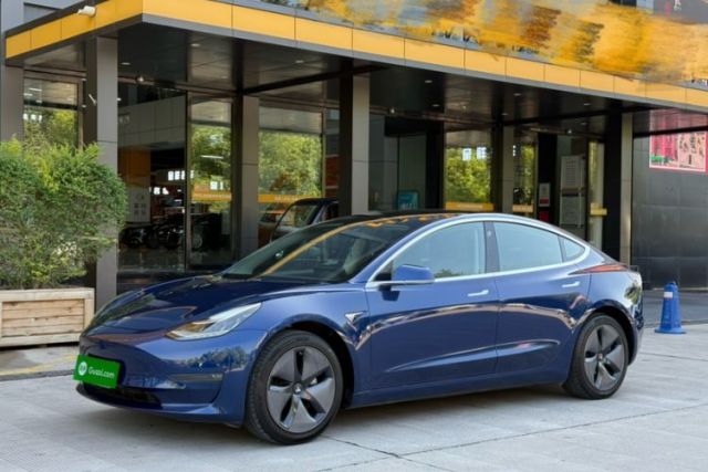 Used Tesla Model 3 2019 Long-Range Rear-Wheel-Drive Version