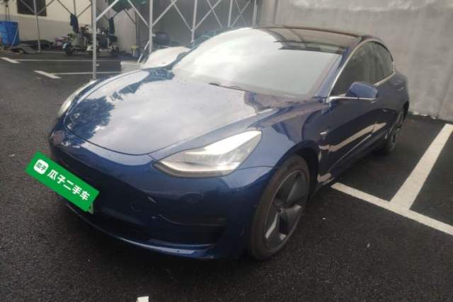 Tesla Model 3 2019 Long-Range All-Wheel-Drive Version с пробегом