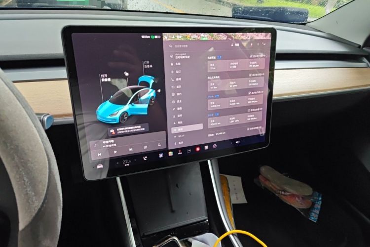 Used Tesla Model 3 2019 Long-Range All-Wheel-Drive Version Audio And AC Panel