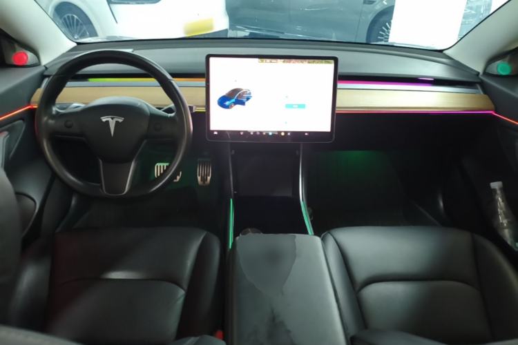 Used Tesla Model 3 2019 Long-Range Rear-Wheel-Drive Version Center Console