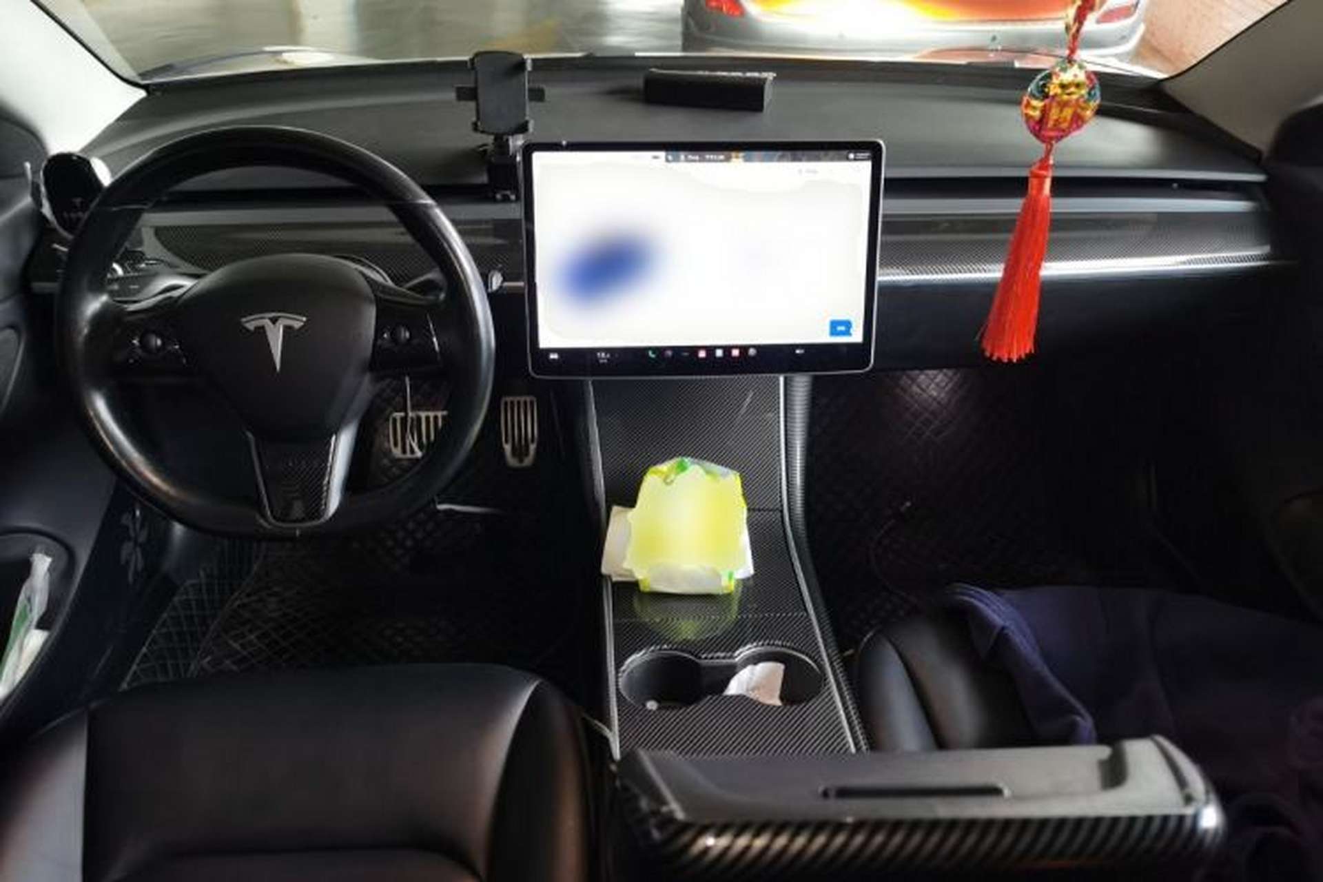 Used Tesla Model 3 2019 Long-Range Rear-Wheel-Drive Version Center Console